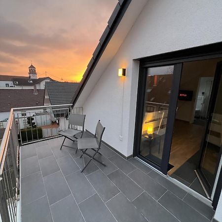 Charmantes Studio-Apartment Im Herzen Von Neureut - Fussbodenheizung, Regendusche, Waschmaschine, Stellplatz คาร์ลสรูเฮอ ภายนอก รูปภาพ